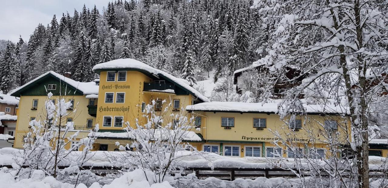 Hotel Hubertushof Flachau Exterior foto